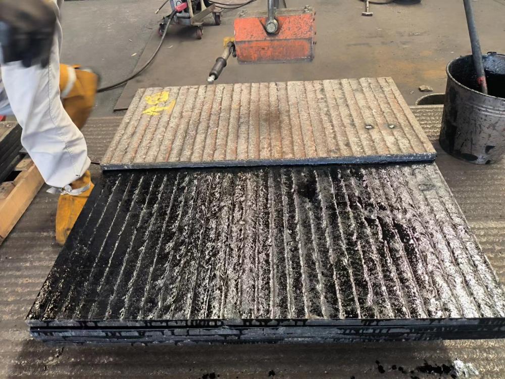 天津CR7C3耐磨板 双金属复合耐磨板